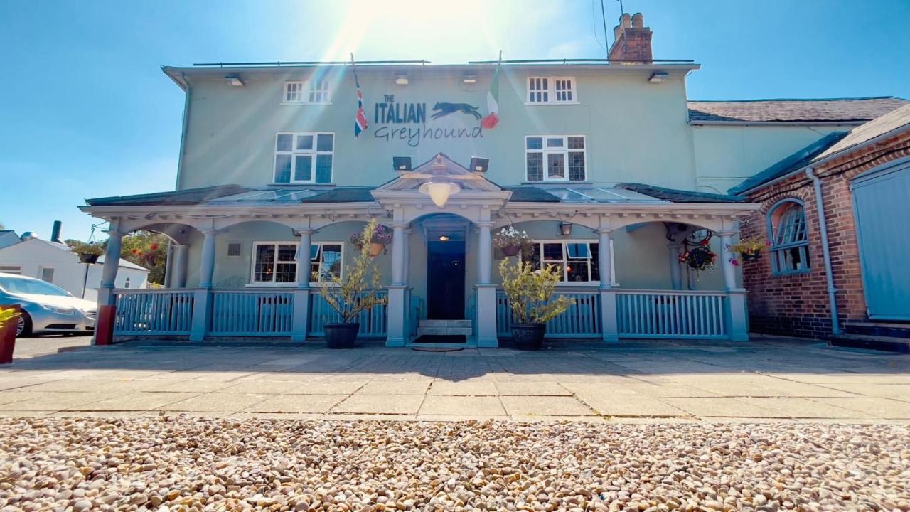 The Italian Greyhound Hotel Great Glen Exterior foto